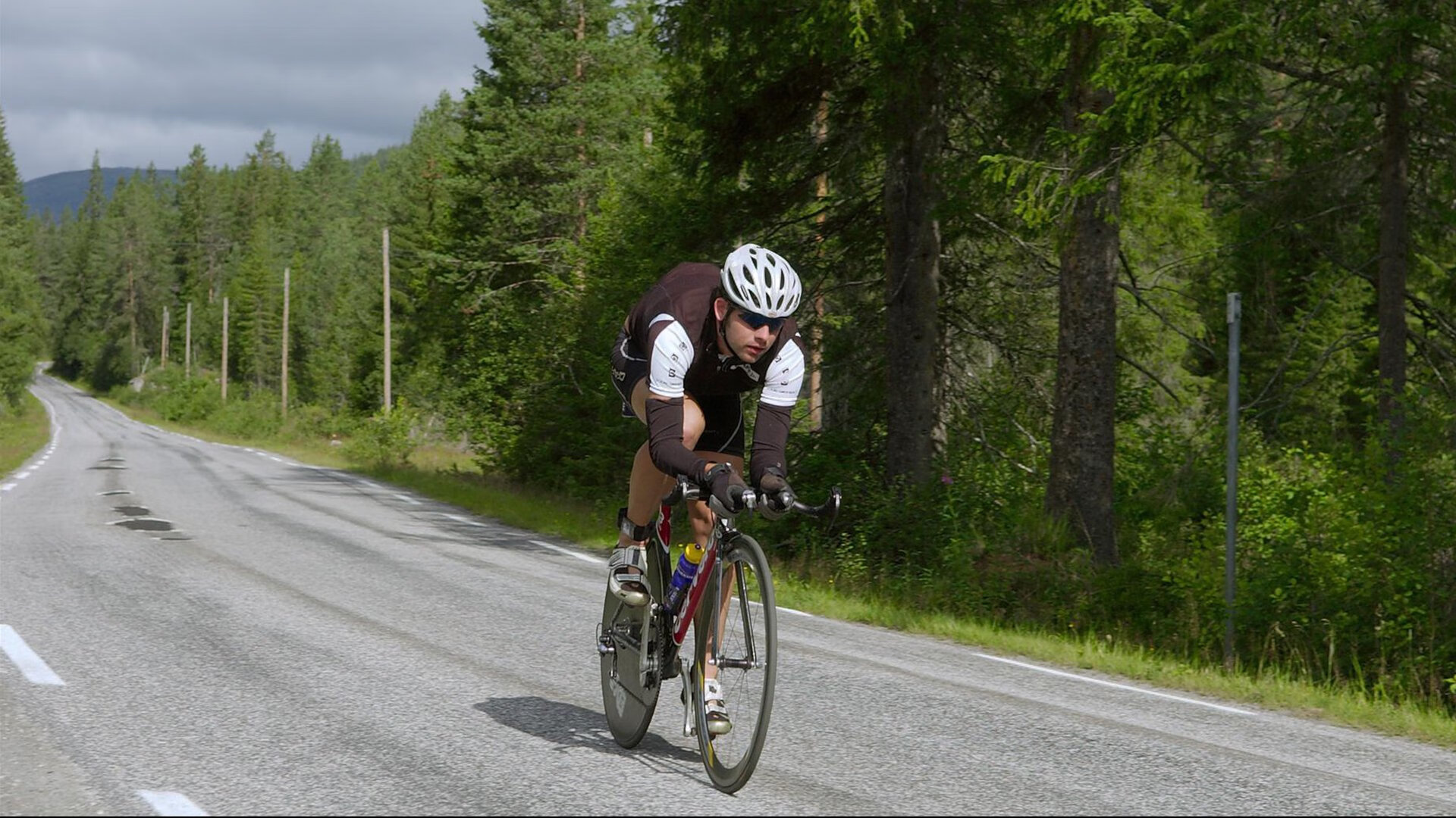 《掘金替补席贡献有限，球队深度成疑》，掘金所有球员