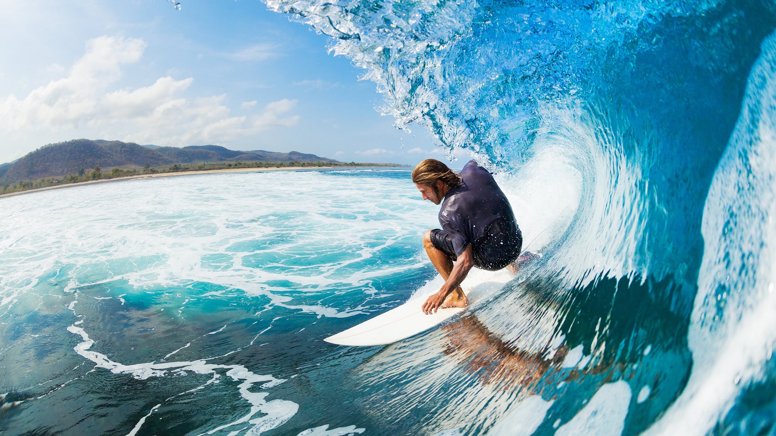德甲推行灵活战术,精彩比赛层出不穷,德甲联赛特性